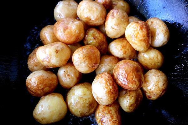 排骨焖土豆的做法图解4
