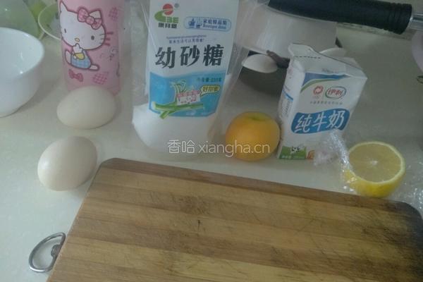 黄桃双皮奶的做法图解1