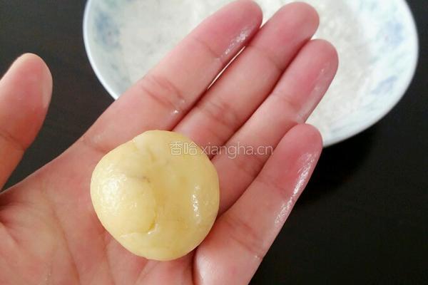 奶油香蕉耶丝球的做法图解10