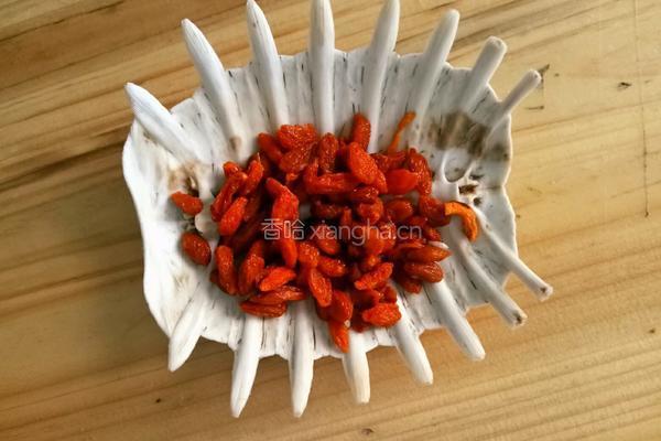 虫草花干贝玉米汤的做法图解5