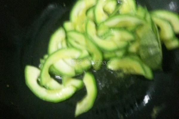 角瓜炒鸡蛋的做法图解6
