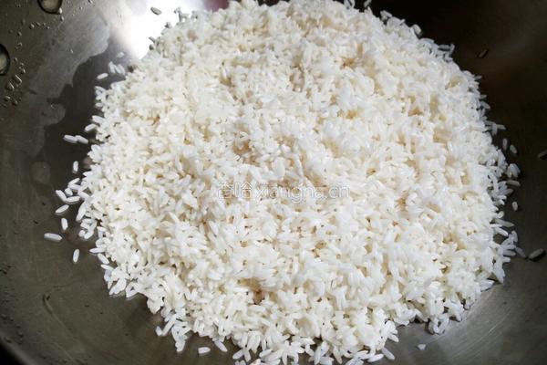 红豆枣粽的做法图解1