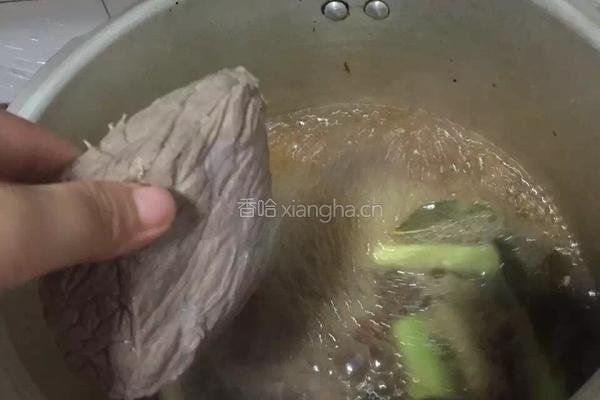 五香酱牛肉的做法图解3