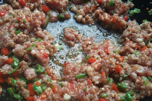 酸豆角炒肉末的做法图解5