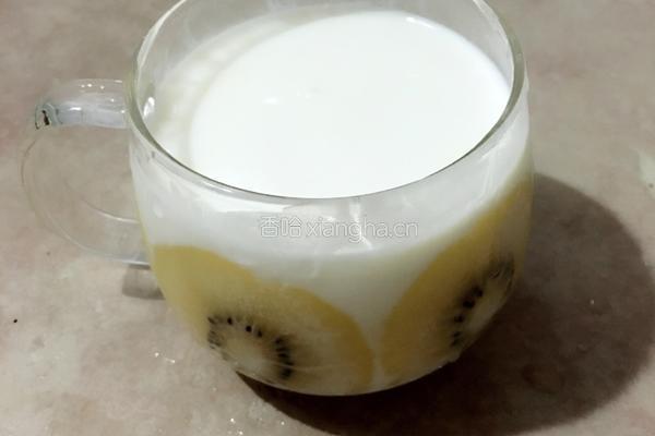 奇异果酸奶杯的做法图解3