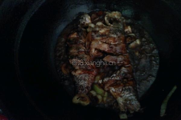 红烧鲫鱼豆腐汤的做法图解4
