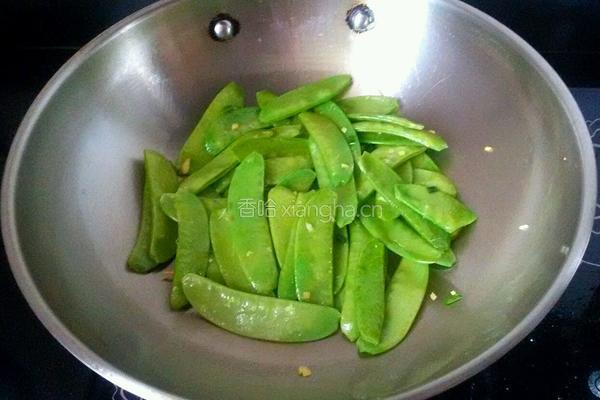 清炒荷兰豆的做法图解4
