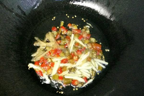 泡椒炒丝瓜的做法图解5