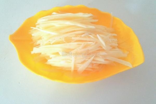 香炸土豆丝的做法图解2