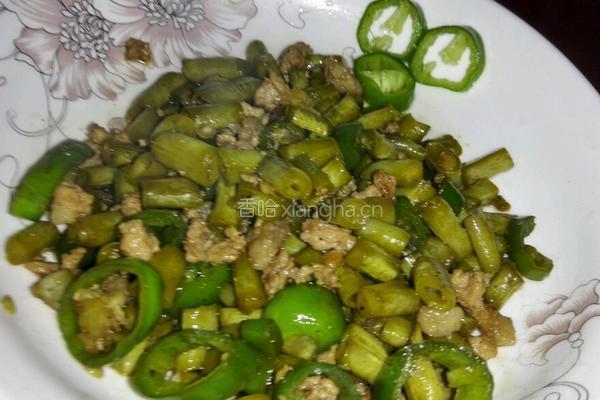 酸豆角炒肉的做法图解7