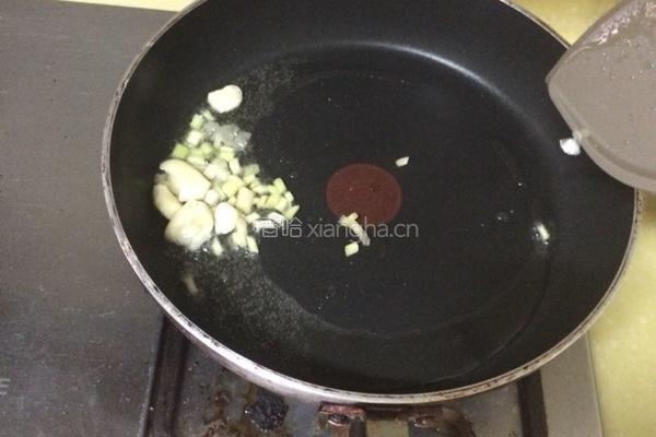 紫苏酒糟煎土豆的做法图解5