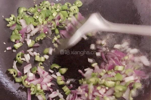 干煸沙尖鱼的做法图解5