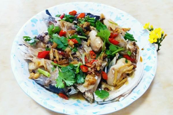 剁椒鱼头的做法图解10