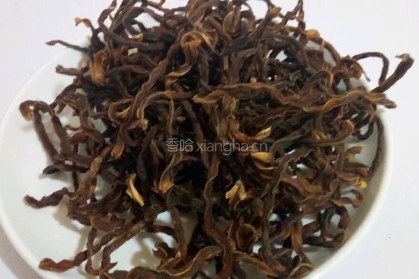腊肉干豇豆的做法图解1