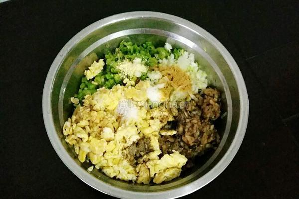 豆角鸡蛋茄子包的做法图解11