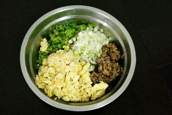 豆角鸡蛋茄子包的做法图解10