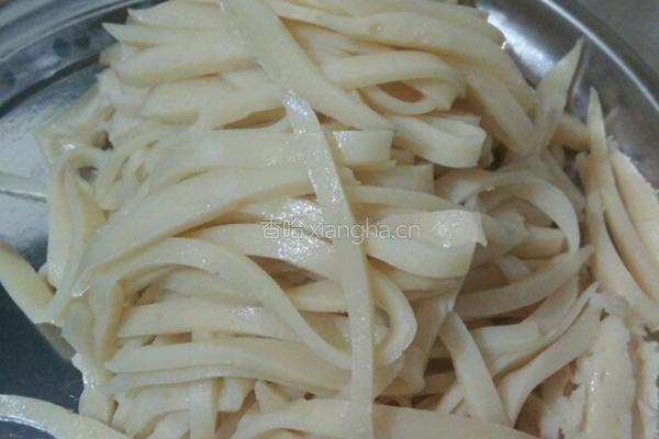 麻酱凉皮的做法图解5