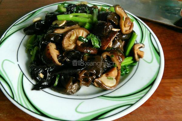 香菇黑木耳炒芹菜（降血压的菜)的做法图解7