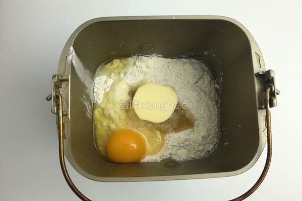 自制迷你爱心披萨的做法图解1
