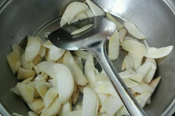 杏鲍菇炒豆皮～家常菜的做法图解4