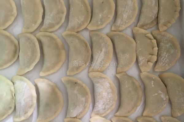 白菜猪肉饺子的做法图解6