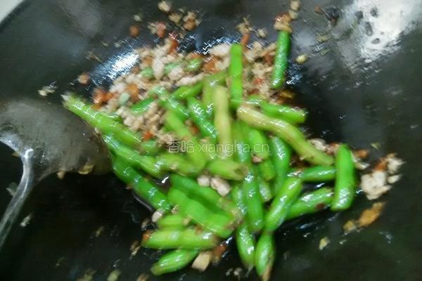酱肉蒜泥无茎豆的做法图解3