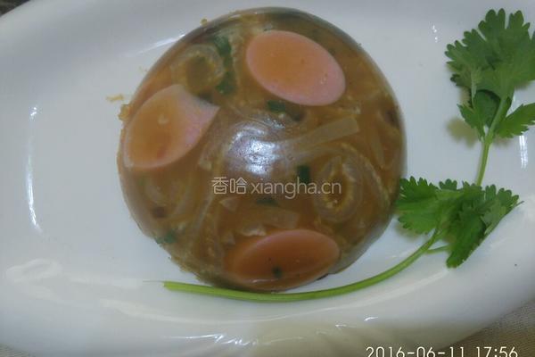 鲤鱼猪皮冻的做法图解1