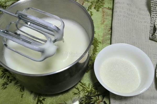 鸡蛋布丁蛋糕8寸方模的做法图解4