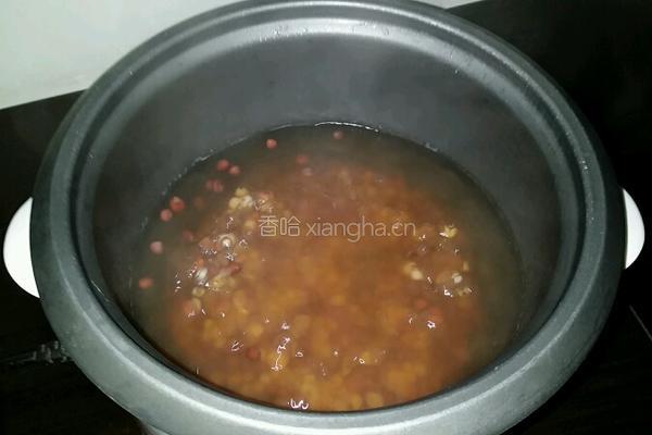 红豆薏米粥的做法图解4
