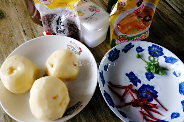 椒香炒土豆丝的做法图解1
