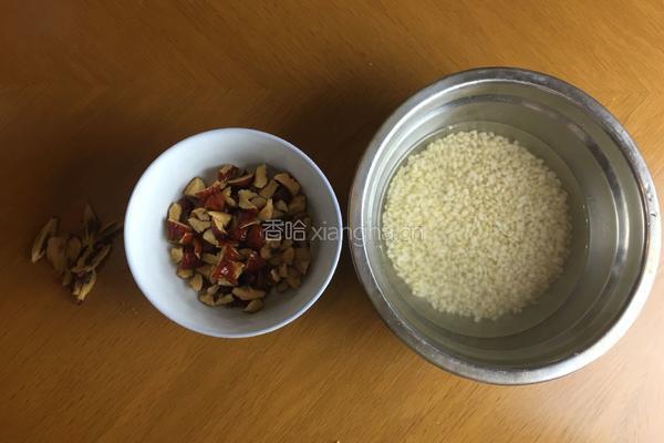 糙米红枣米糊的做法图解2