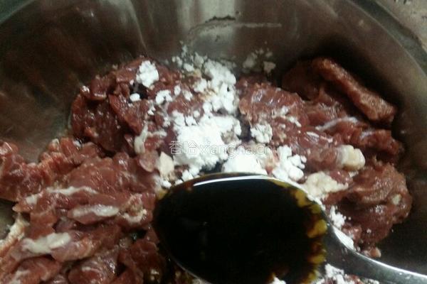 嫩炒牛肉的做法图解2
