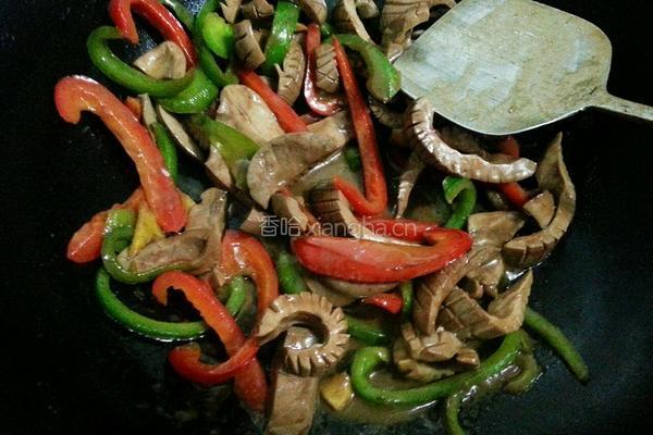 青椒炒腰花的做法图解10