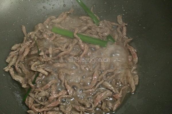 芥菜炒牛肉的做法图解5
