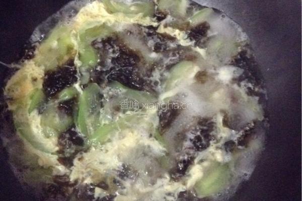 丝瓜紫菜蛋汤的做法图解5