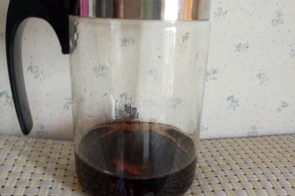 自制奶茶的做法图解1