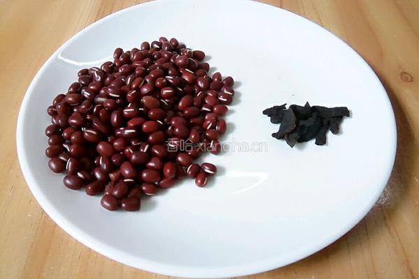 红豆陈皮汤的做法图解1