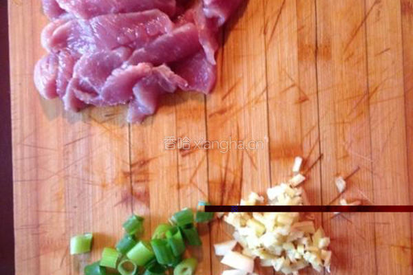 肉炖豆角的做法图解2