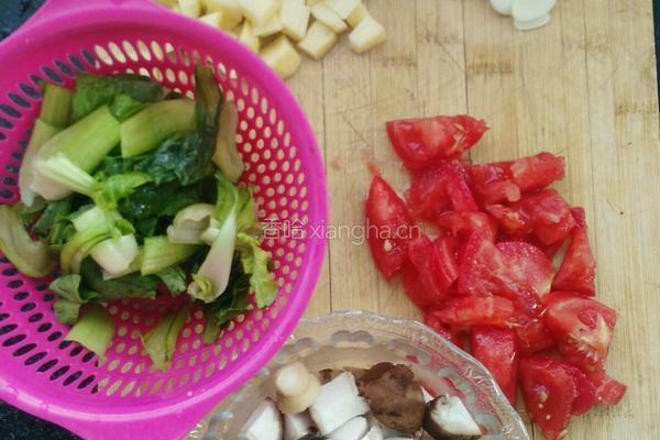 羊肉臊子面～面食的做法图解2