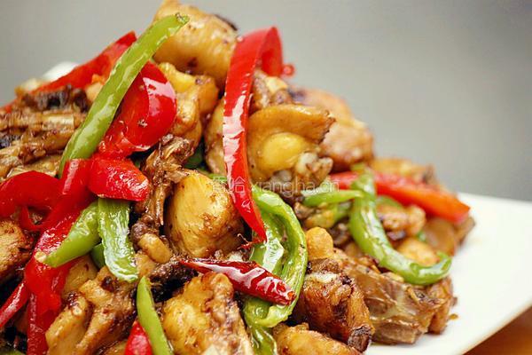 辣炒鸡腿肉的做法图解11