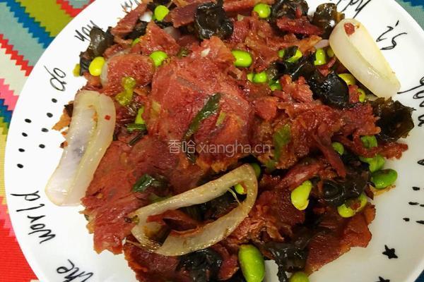 洋葱木耳毛豆炒牛肉的做法图解4
