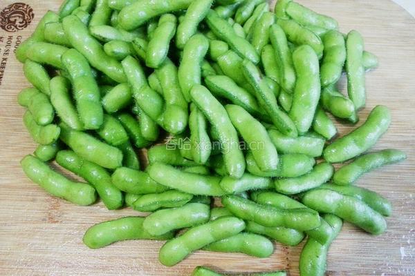 盐水毛豆的做法图解2