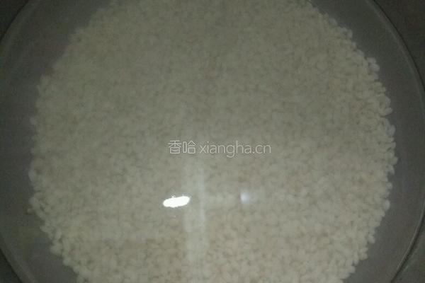 糯米珍珠丸子的做法图解1