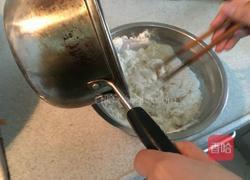 秘制咖喱葱油饼的做法图解2
