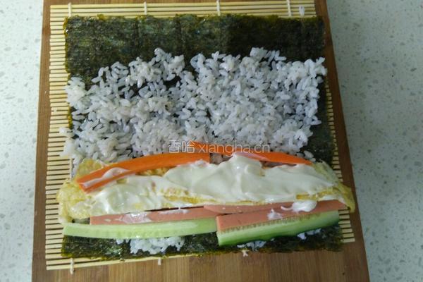 沙拉紫菜包饭的做法图解6