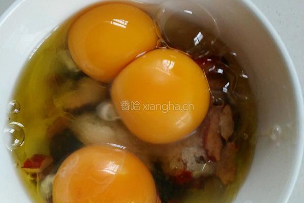 茶籽油蒸土鸡蛋的做法图解3