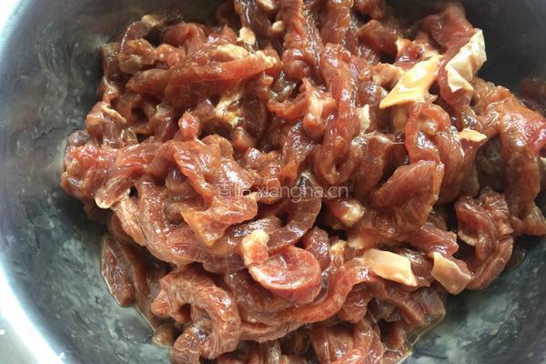 青椒牛肉的做法图解2