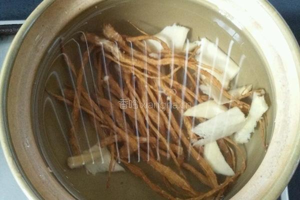 当归红糖煮鸡蛋的做法图解2