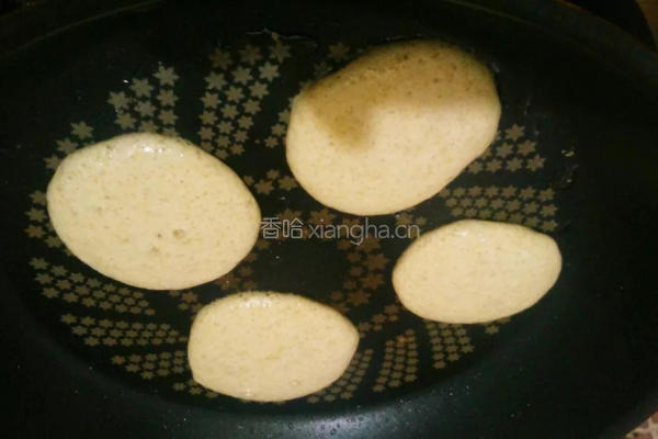 香蕉松饼的做法图解6