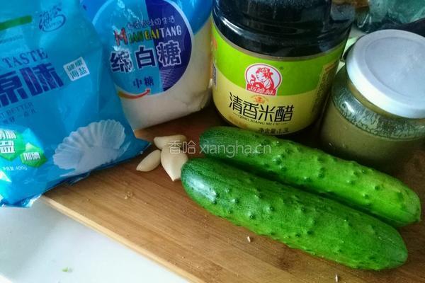 拍黄瓜的做法图解1